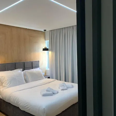 Apartament Xclusive *